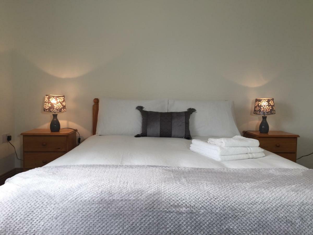 Marty'S Halfway House Hotel Westport Luaran gambar